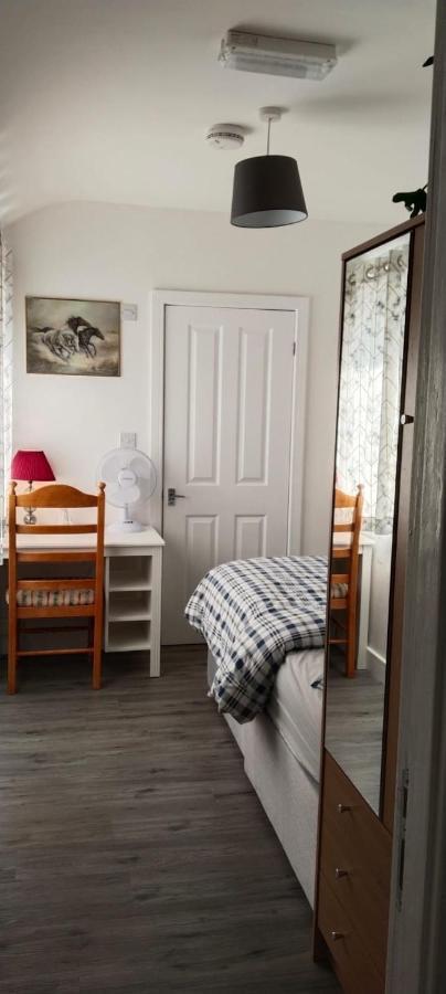 White House Ensuite Double Bedroom Warrington  Exterior foto