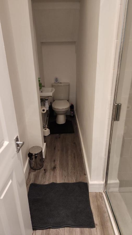 White House Ensuite Double Bedroom Warrington  Exterior foto